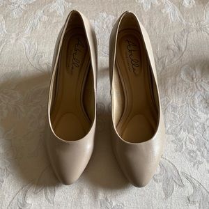 Dress shoes
